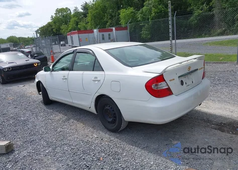 2002 Toyota Camry Le из США, поврежденный, VIN 4T1BE32K22U050769
